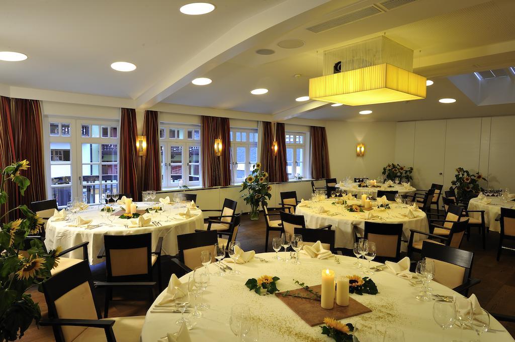 Romantik Hotel Im Weissen Rossl Am Wolfgangsee Saint Wolfgang Restaurante foto